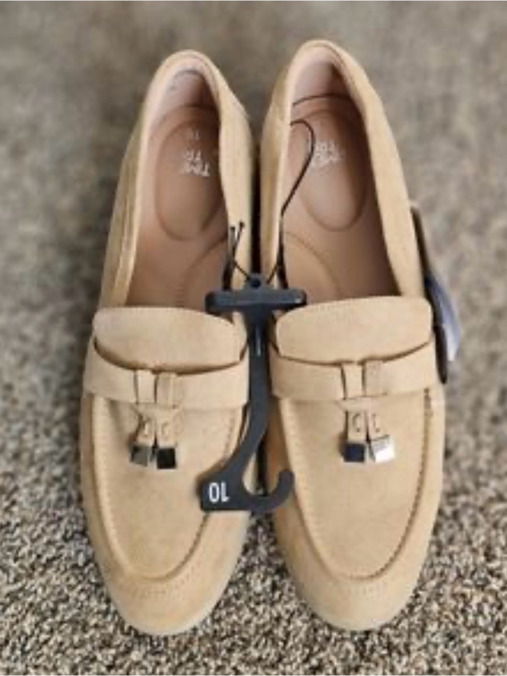 Women's Suede Tassel Loafers in Tan